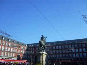 Plaza Mayor de Madrid. Estatua de Felipe III de España.